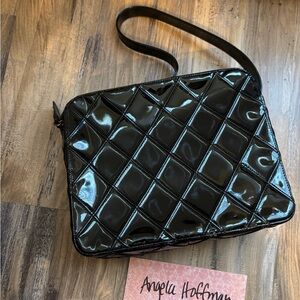 AUTHENTIC Vintage Chanel Black Patent Diamond Stitch Bag